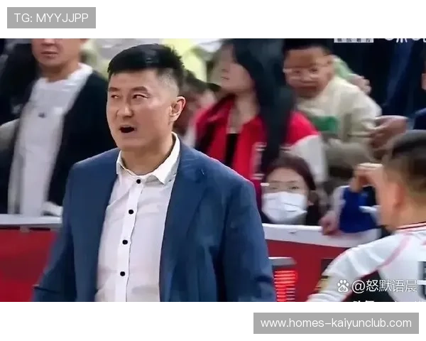 排球主帅怒骂裁判：你看清楚点