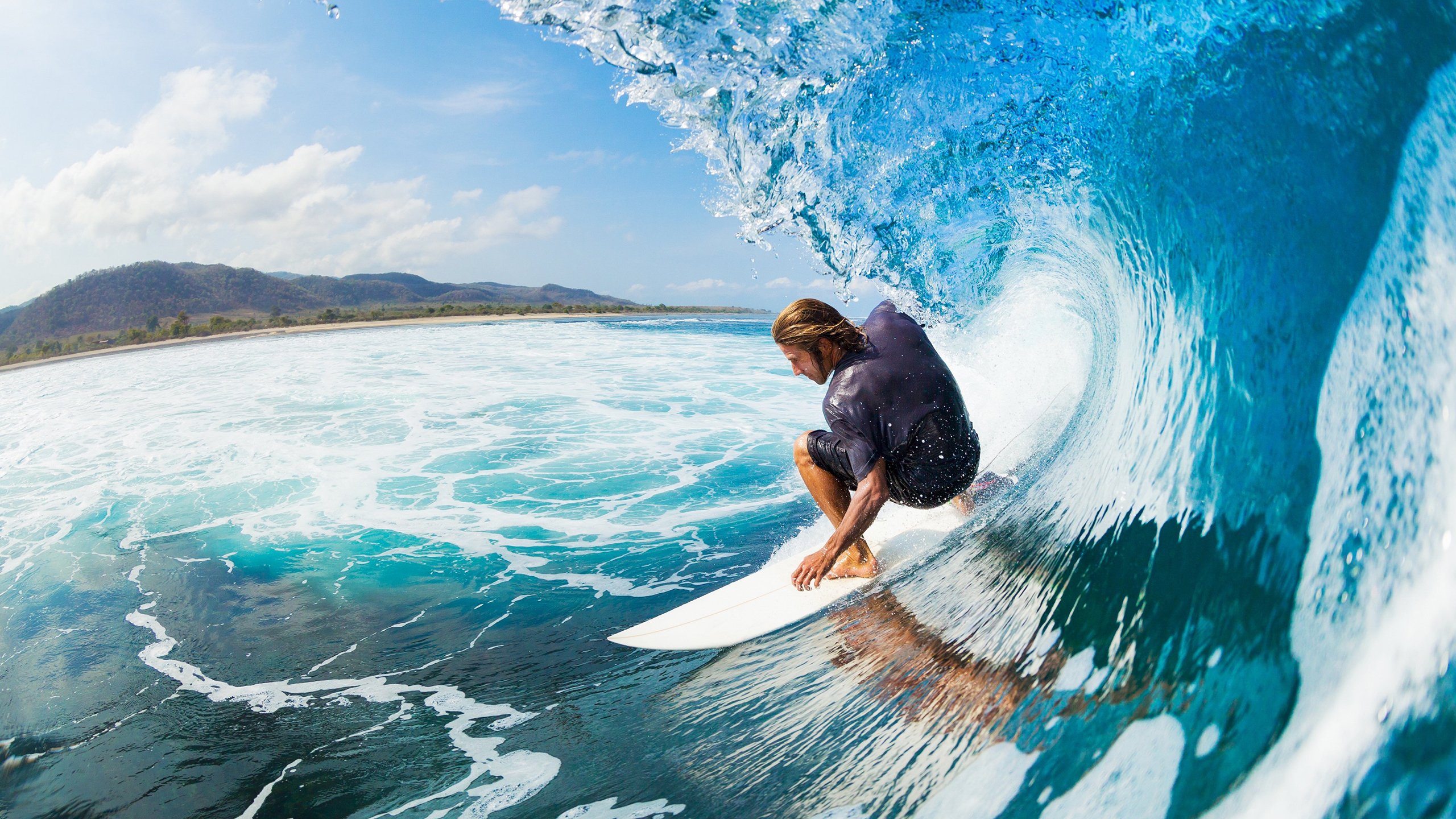 老年门球团体赛 精准击球成为“银发赛场”焦点